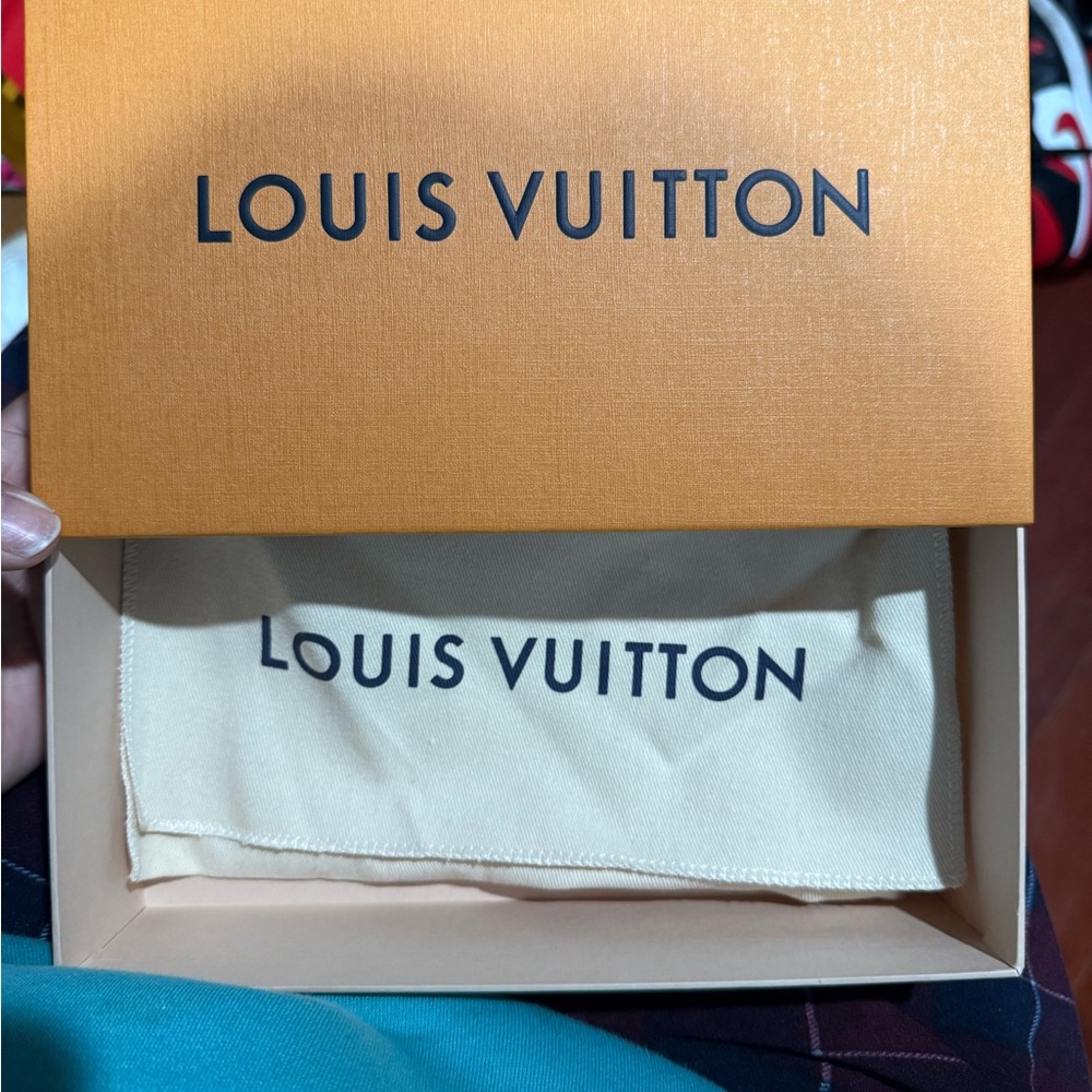Original LOUIS Vuitton box and sleeve
